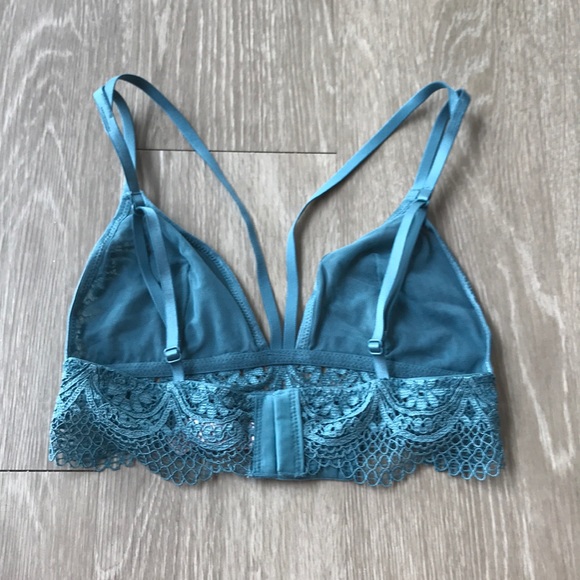 Victoria’s Secret Teal Lace Bralette - Picture 2 of 6